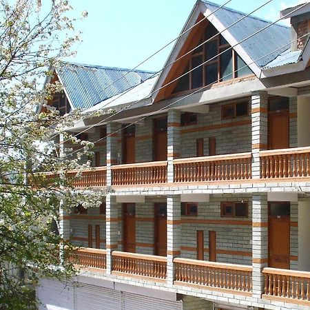 Vashist Hotel Arohi מראה חיצוני תמונה