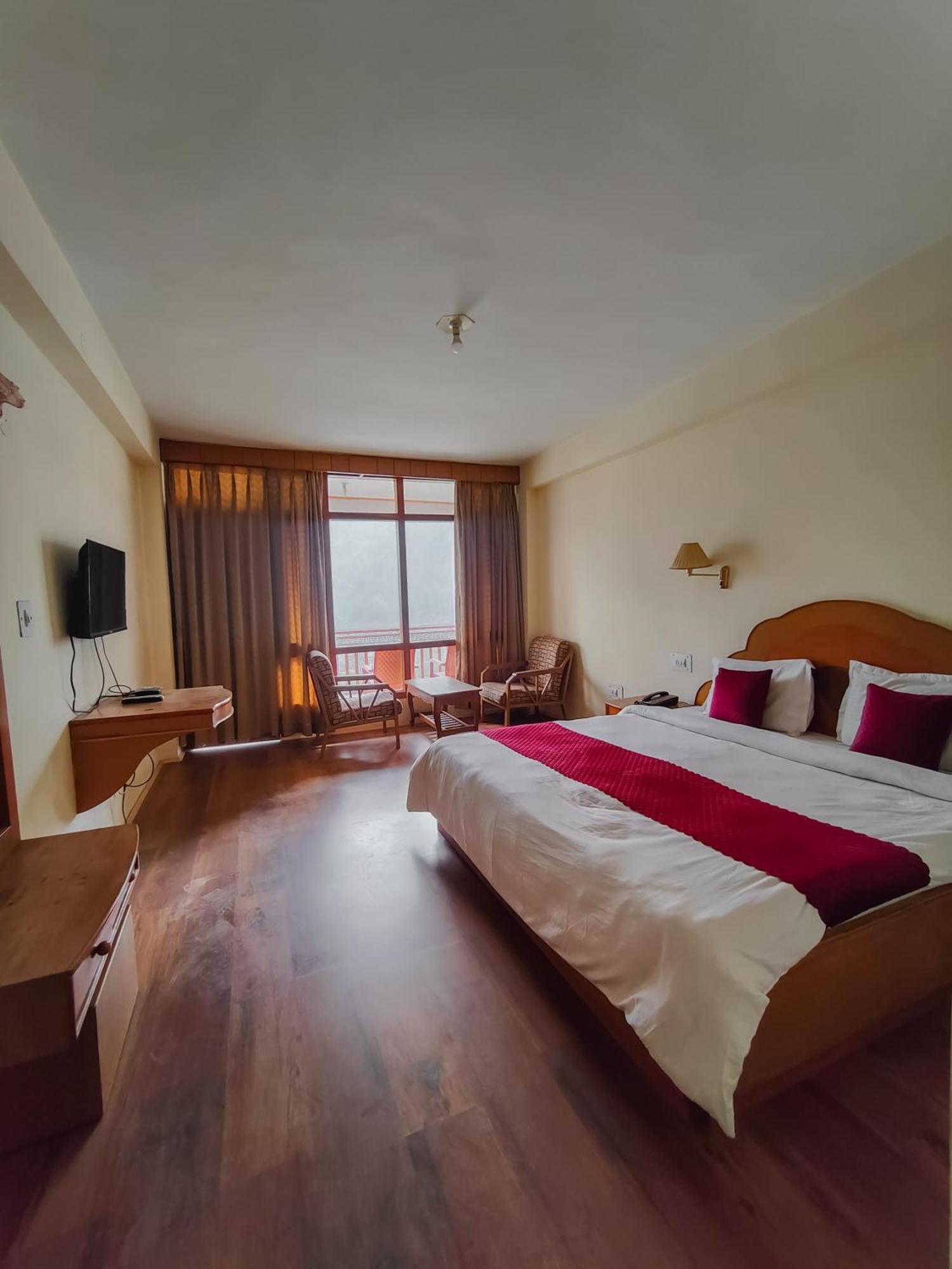 Vashist Hotel Arohi מראה חיצוני תמונה