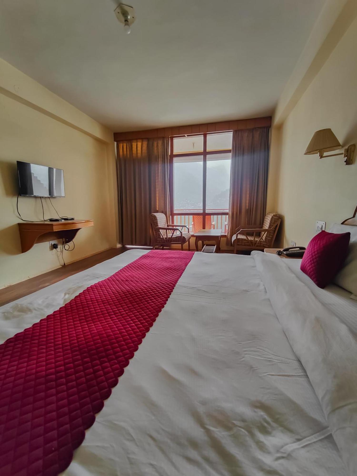 Vashist Hotel Arohi מראה חיצוני תמונה