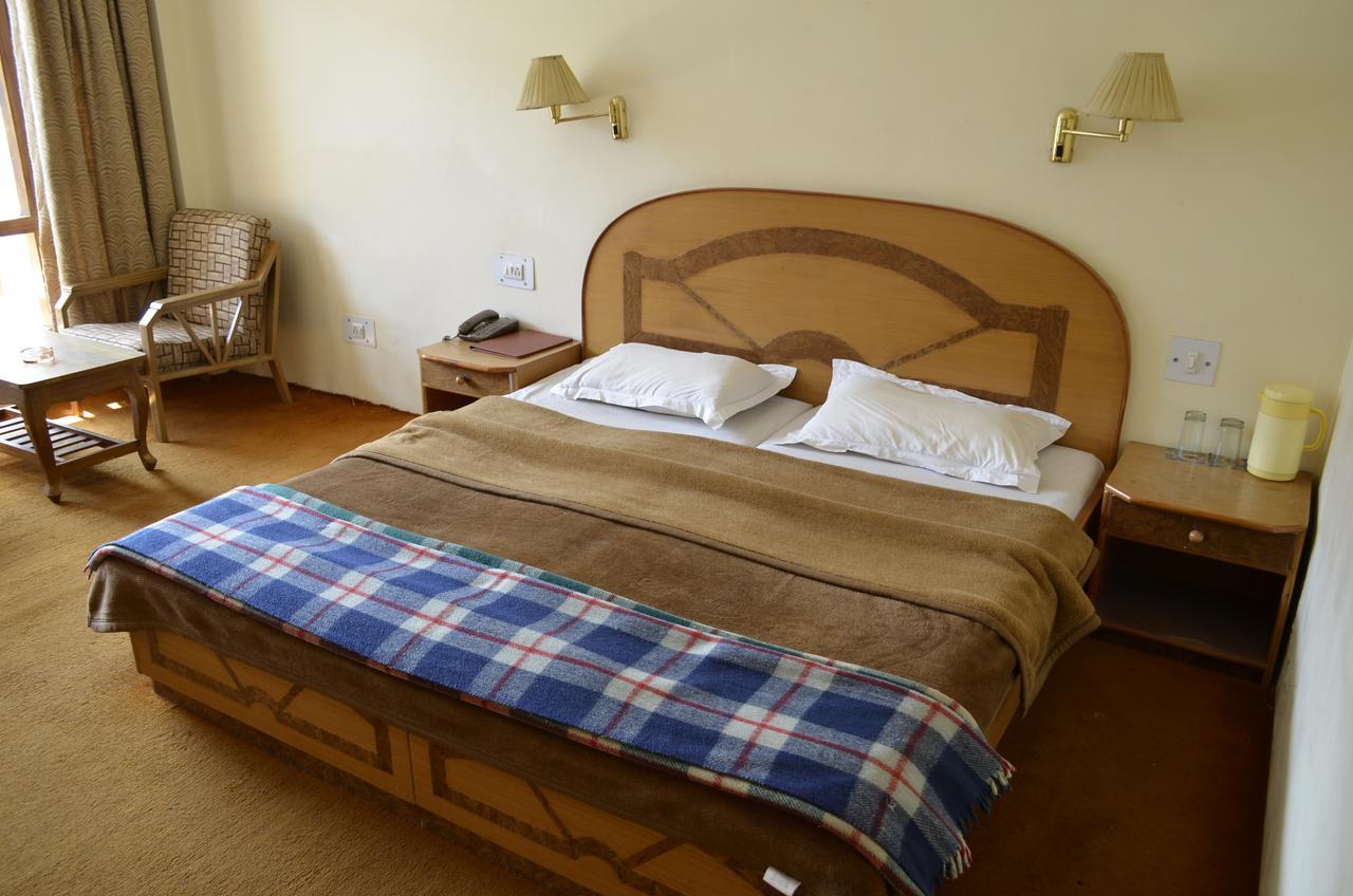 Vashist Hotel Arohi מראה חיצוני תמונה
